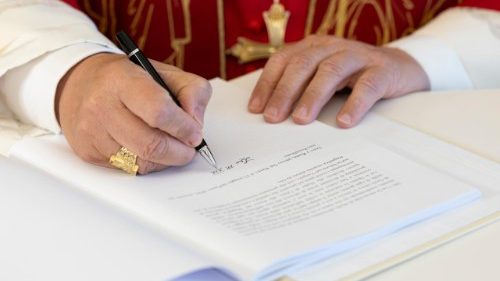 Papa alerta sobre riscos da IA